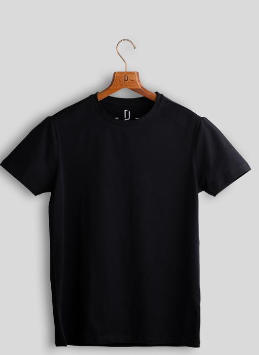 Black round neck t-shirt